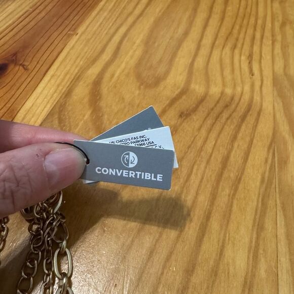 NWT CHICO'S Green/Gold Multi-Pendant Necklace Bee Key Lock Flower - Picture 6 of 10